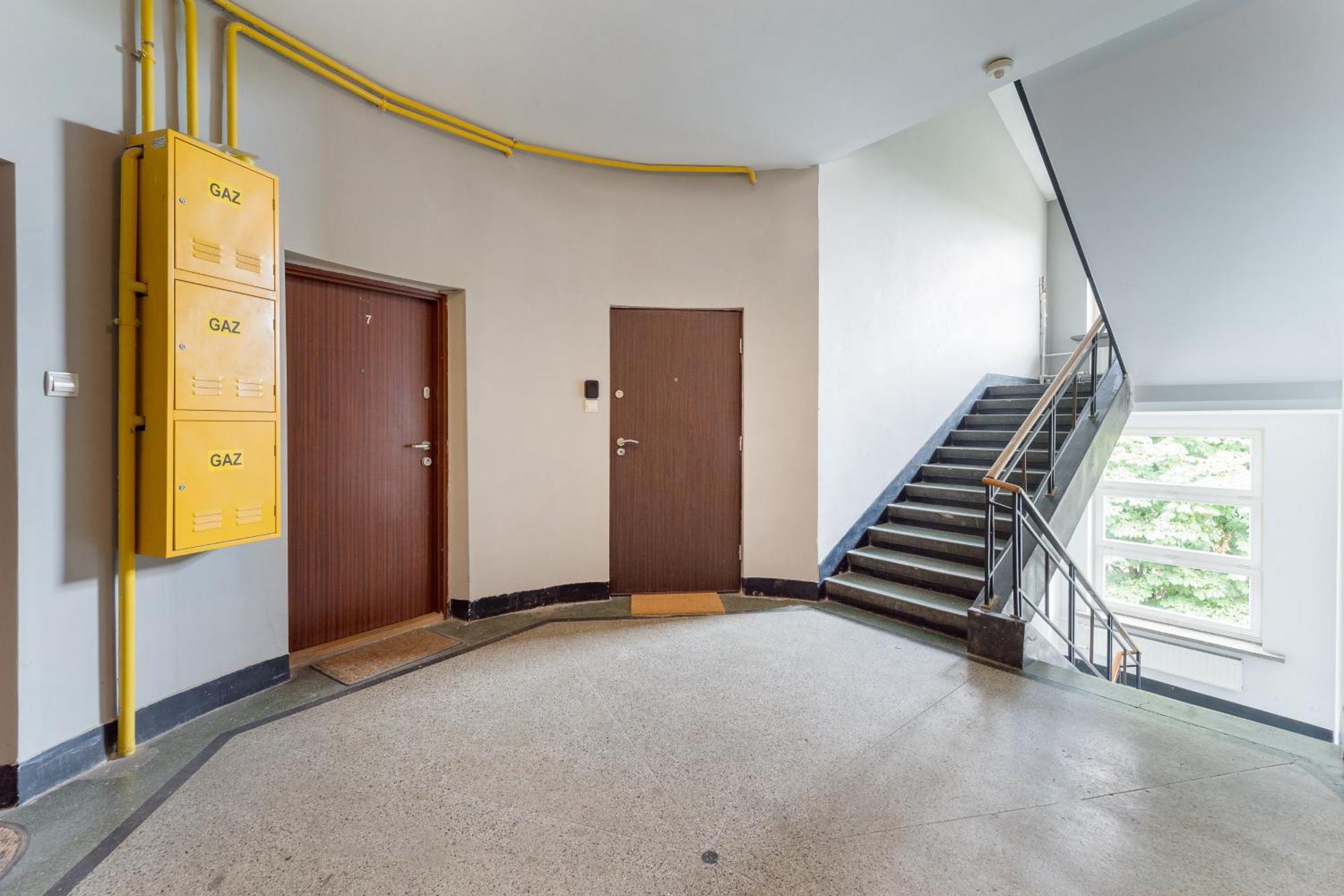 Wola Ratusz Homely Apartment Varşovia Exterior foto